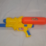 SUPER PISTOLA DE AGUA BO 43.5X20CM X1