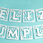 FELIZ CUMPLE CALADO CARTULINA TRIPLEX BLANCO X1