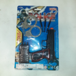 SET POLICIA C/ARMA/ESPOSA Y RADIO BLI X1